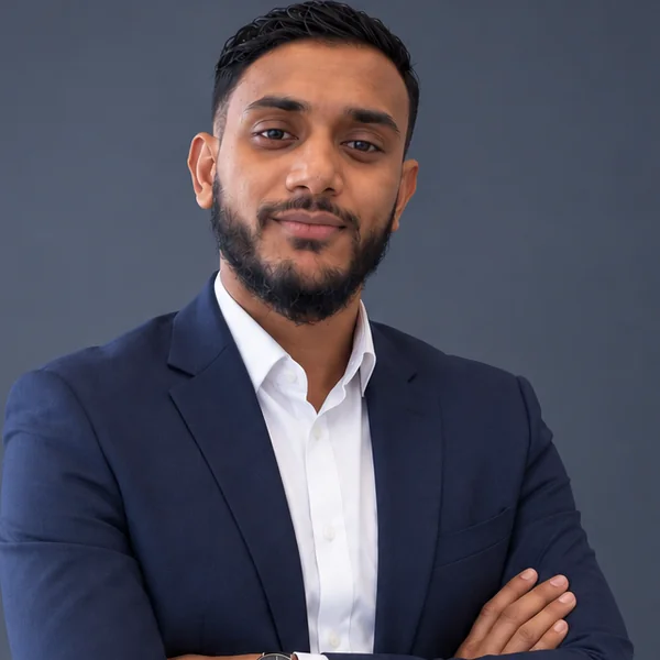 Portrait de David Latchoumanane, fondateur de LPE STRATEGIE.